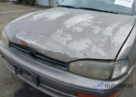 1993 Toyota Camry Le из США, поврежденный, VIN 4T1SK12EXPU163187